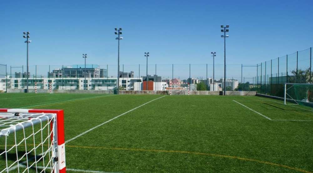 indoor 5 a side football pitch hire