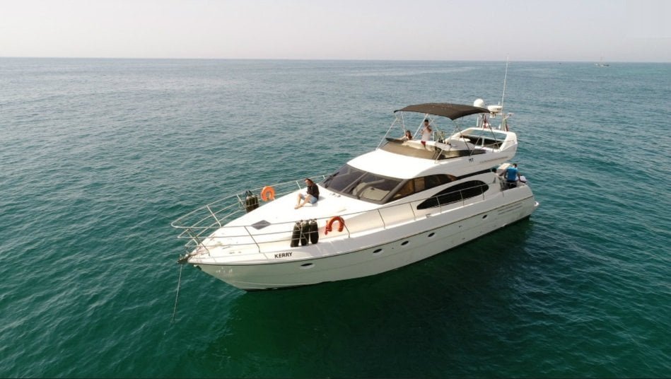 luxury yacht vilamoura